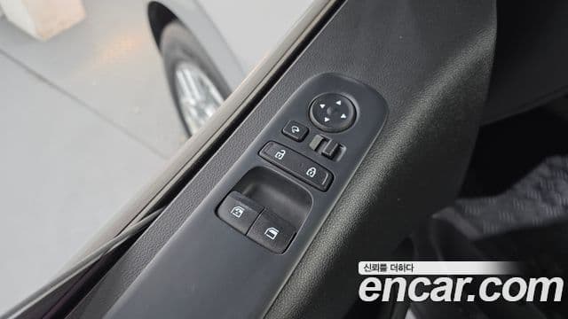 Hyundai Staria 2021 — Photo 23/31