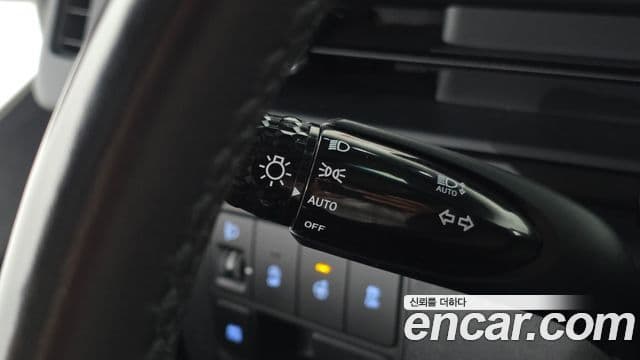 Hyundai Staria 2021 — Photo 30/31