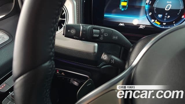 Mercedes-Benz G-Class 2024 — Photo 15/20