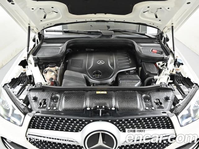Mercedes-Benz GLE-Class 2021 — Фото 6/20
