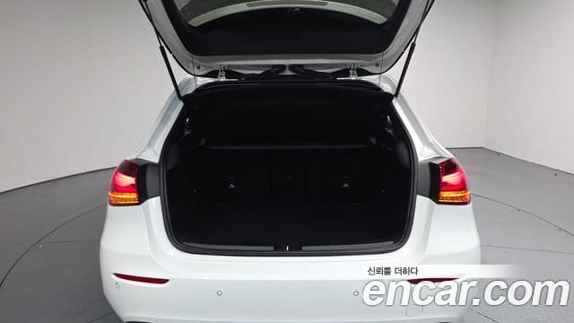 Mercedes-Benz A-Class 2024 — фото 20 из 20