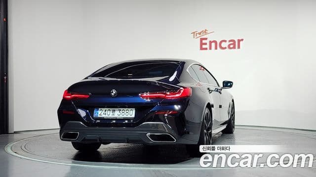 BMW 8 Series 2021 — ფოტო 3/20