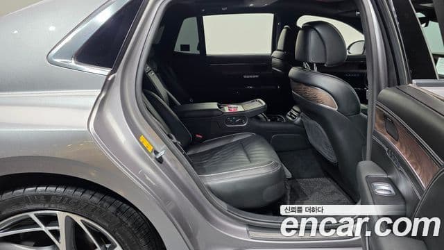 Genesis G90 2022 — Şəkil 7/20
