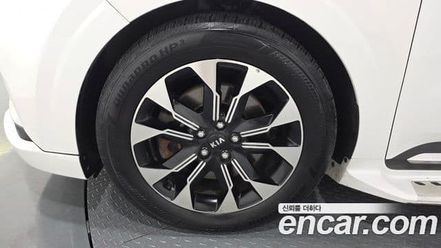 Kia Carnival 2021 — Şəkil 5/20