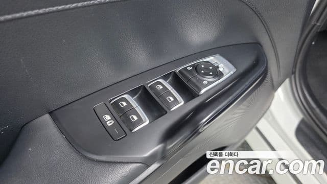 Kia K5 2021 — Şəkil 12/20