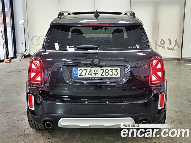 Mini Cooper S Countryman 2023 — ფოტო 3/20