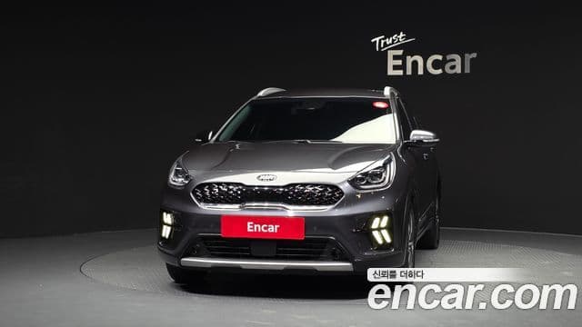 Kia Niro 2021 — ფოტო 3/20