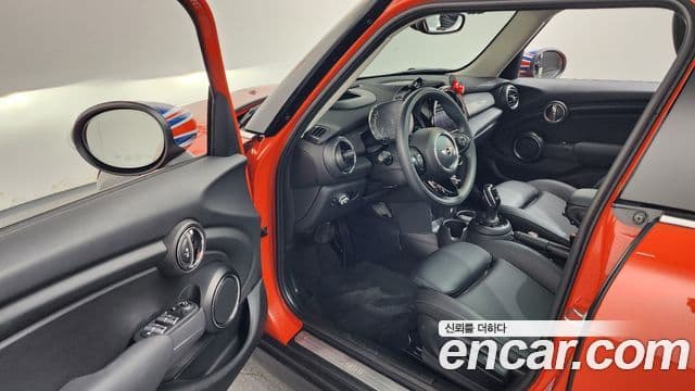 Mini Cooper 2021 — Şəkil 4/33