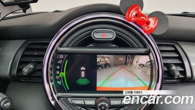 Mini Cooper 2021 — Şəkil 10/33