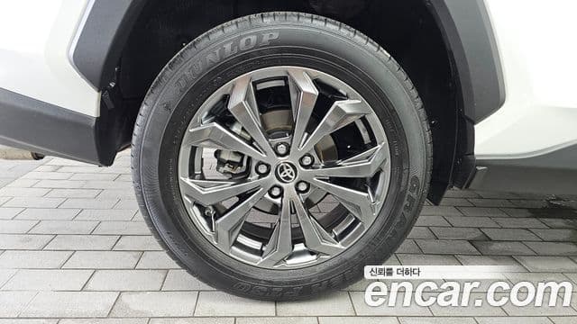 Toyota RAV4 2024 — Şəkil 4/20