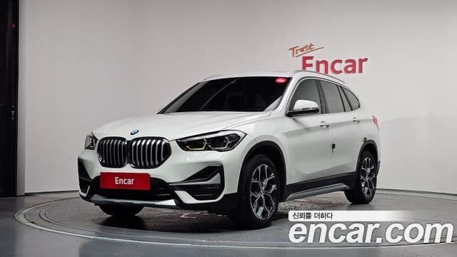 BMW X1 2021 — Şəkil 1/20