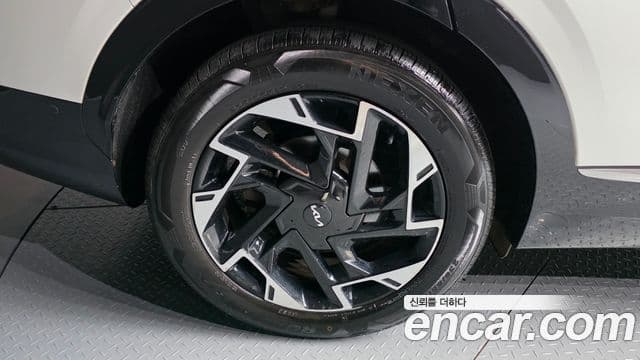 Kia Sportage 2023 — фото 5 из 20