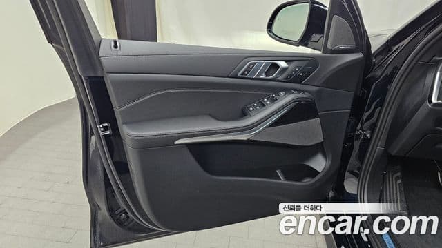 BMW X5 2026 — Photo 17/33