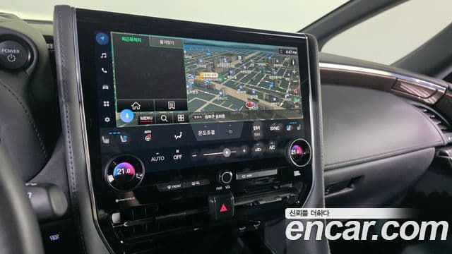 Toyota Alphard 2025 — Фото 13/20