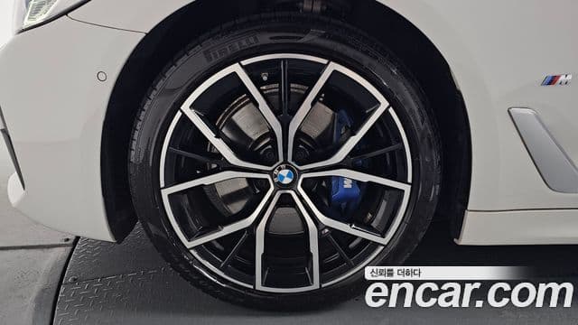 BMW 5 Series 2023 — ფოტო 5/20