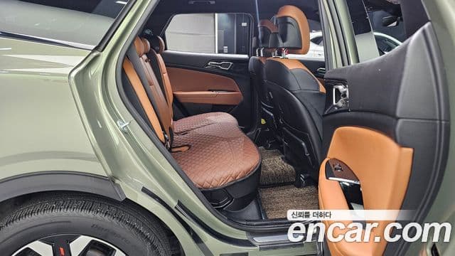 Kia Sportage 2023 — ფოტო 12/20