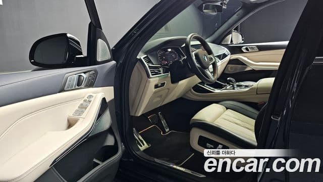 BMW X7 2022 — Photo 5/20