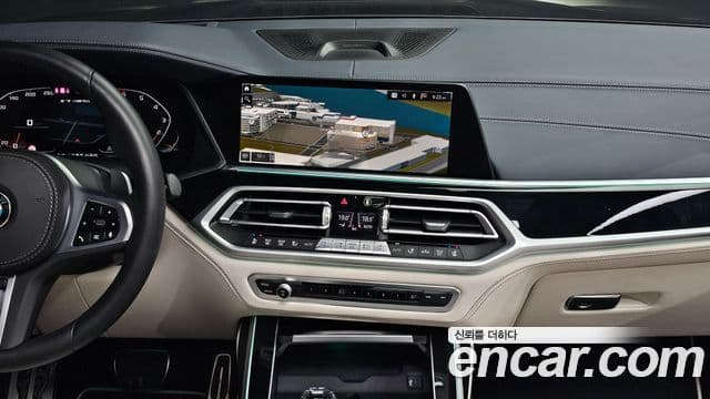 BMW X7 2022 — Photo 10/20