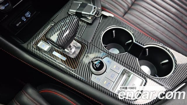 Genesis G70 2019 — ფოტო 9/20