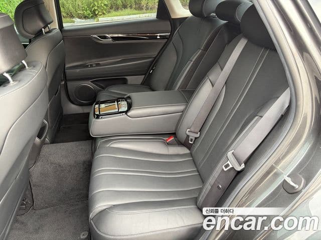 Genesis Electrified G80 2021 — ფოტო 17/19