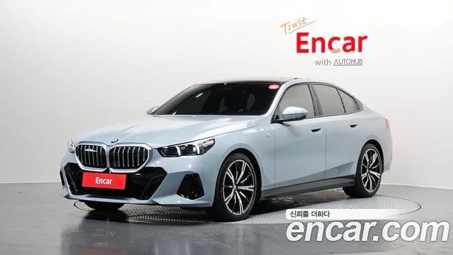 BMW 5 Series 2024 — ფოტო 20/20