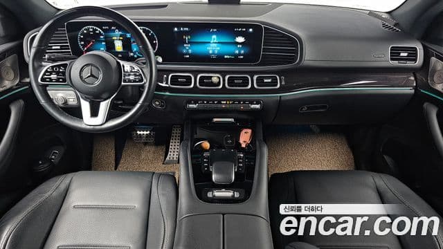 Mercedes-Benz GLE-Class 2022 — ფოტო 7/20