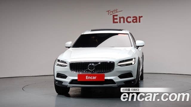 Volvo V90 Cross Country 2021 — Şəkil 3/20