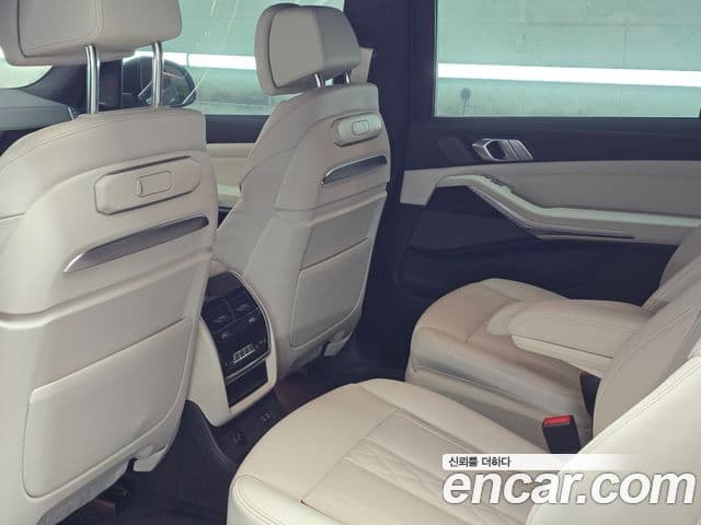 BMW X7 2023 — Şəkil 15/20