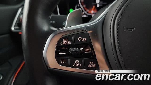 BMW 3 Series 2021 — ფოტო 17/20