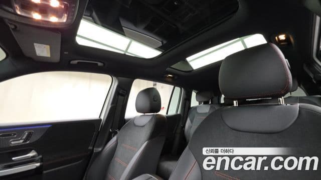 Mercedes-Benz EQB 2025 — ფოტო 25/31