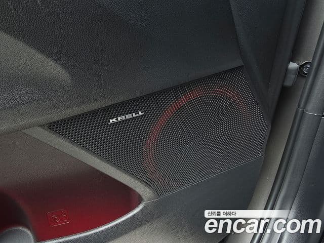 Kia Sorento 2024 — фото 17 из 20