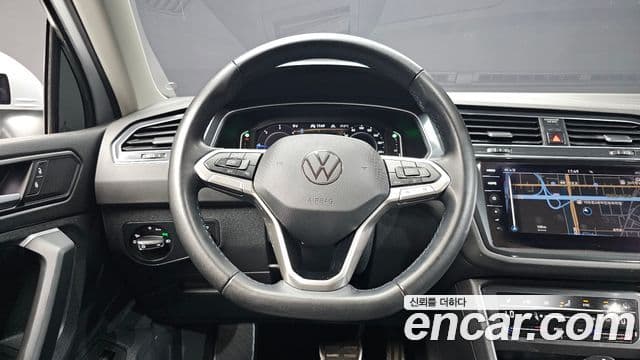 Volkswagen Tiguan 2022 — Şəkil 12/20