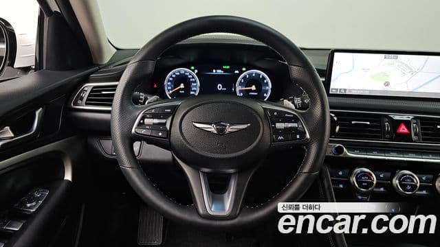 Genesis G70 2020 — ფოტო 13/20