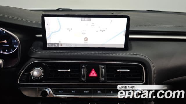 Genesis G70 2020 — ფოტო 14/20
