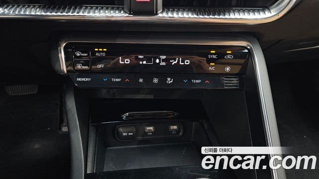 Kia K5 2021 — Şəkil 18/20