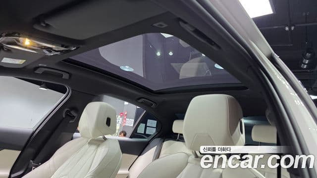 BMW 5 Series 2025 — фото 20 из 20