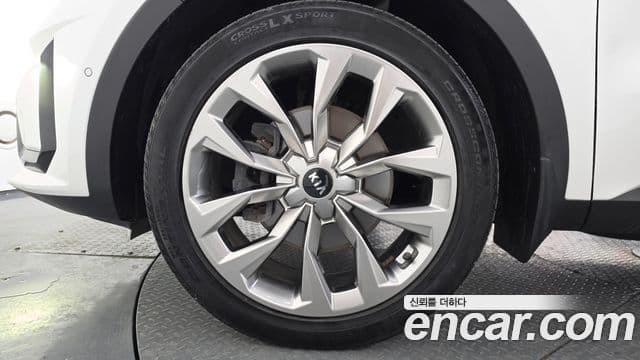 Kia Sorento 2020 — ფოტო 5/20