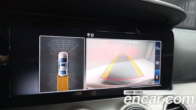 Mercedes-Benz E-Class 2018 — Şəkil 24/29