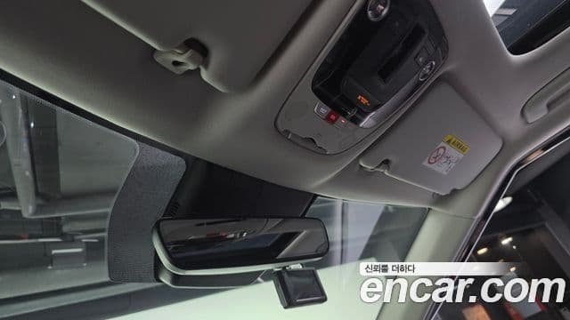 Kia Seltos 2022 — ფოტო 19/20