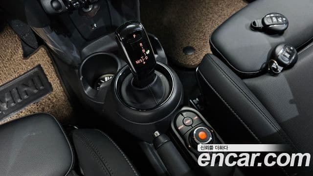 Mini Cooper 2020 — Şəkil 9/20