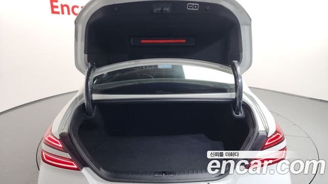 Genesis G70 2021 — Şəkil 19/20