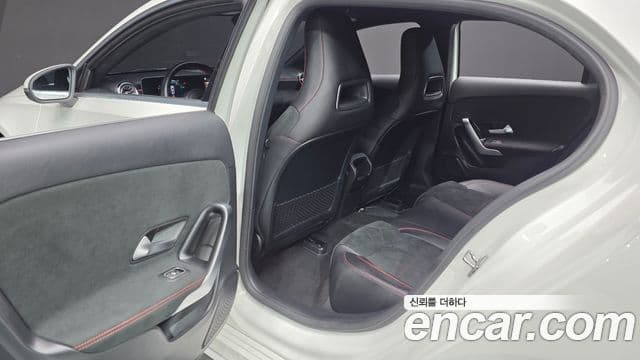 Mercedes-Benz A-Class 2020 — ფოტო 12/20
