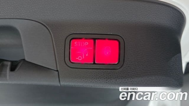 Mercedes-Benz GLC-Class 2022 — ფოტო 16/20