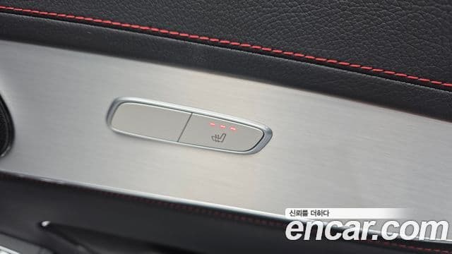 Mercedes-Benz GLC-Class 2022 — ფოტო 17/20