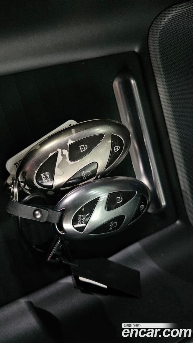 Hyundai Grandeur 2023 — ფოტო 19/20