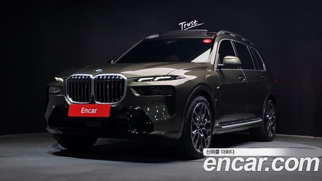 BMW X7 2023 — ფოტო 1/20