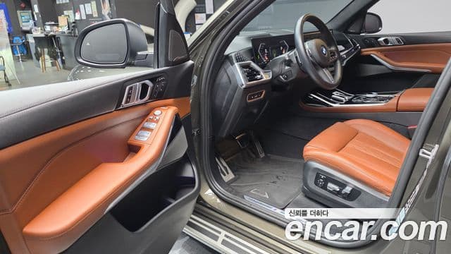 BMW X7 2023 — ფოტო 10/20