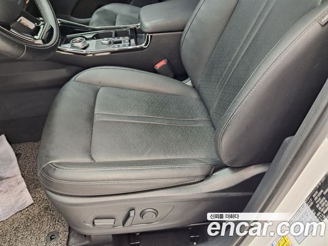 Kia Sorento 2021 — фото 8 из 20