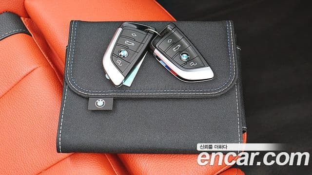 BMW 1 Series 2023 — Şəkil 17/20
