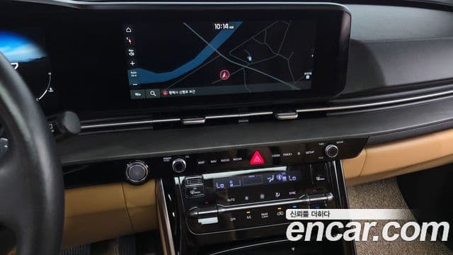 Kia Carnival 2021 — фото 14 из 20